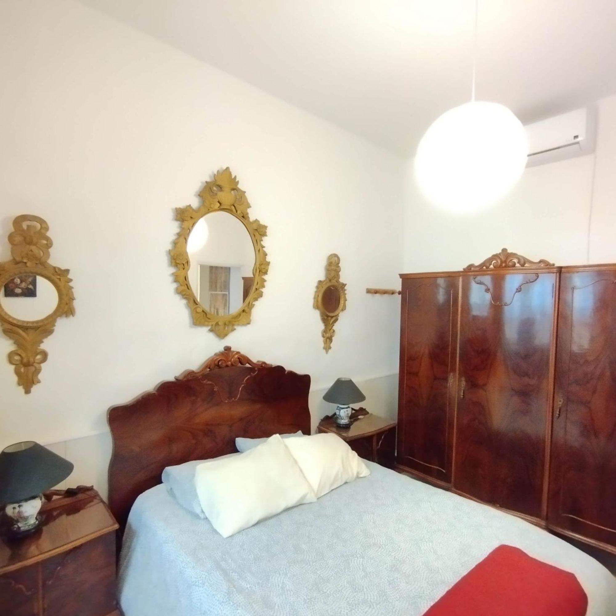 Piso En El Casco Antiguo Con Patio Privado Apartment Seville Exterior photo